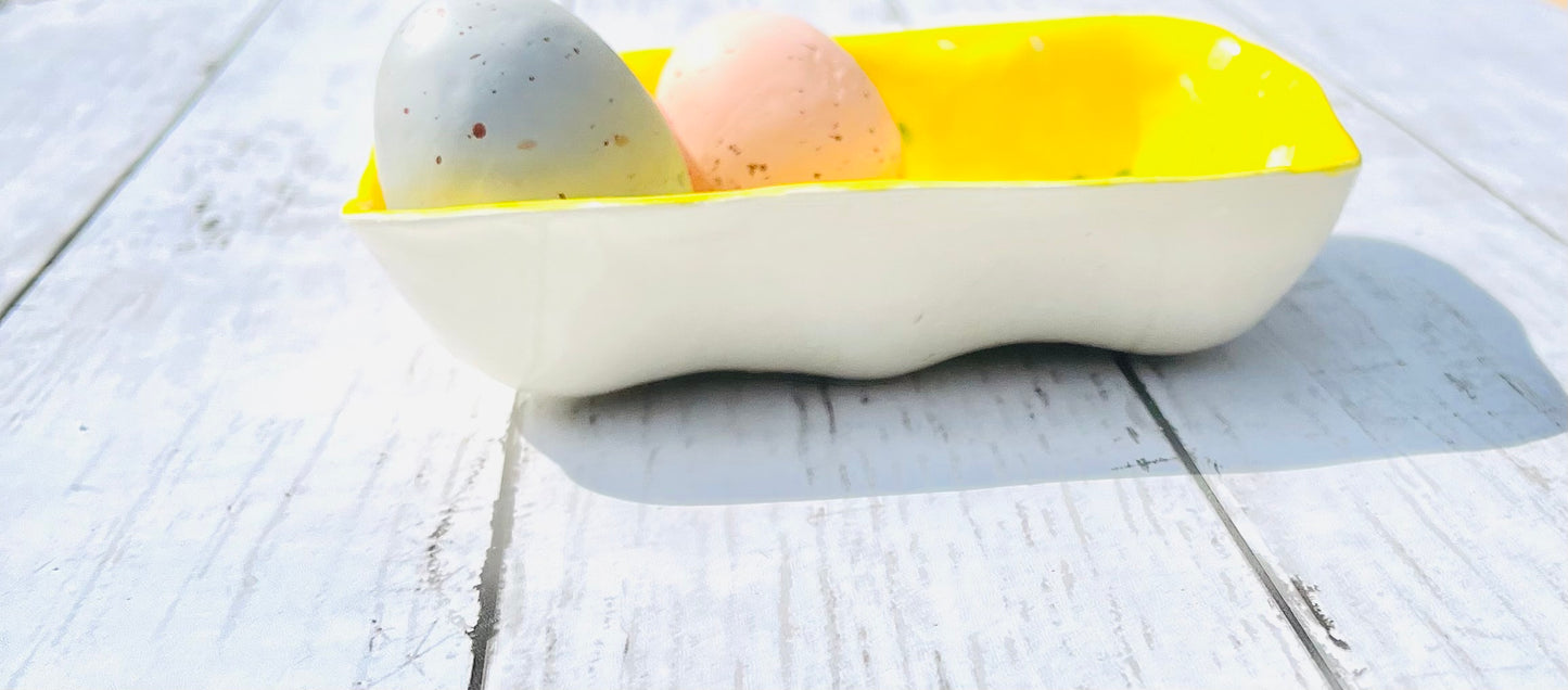 Small Egg-Holder
