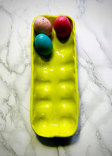 Load image into Gallery viewer, Egg Holder (Holds 12 Small Eggs) Wholesale